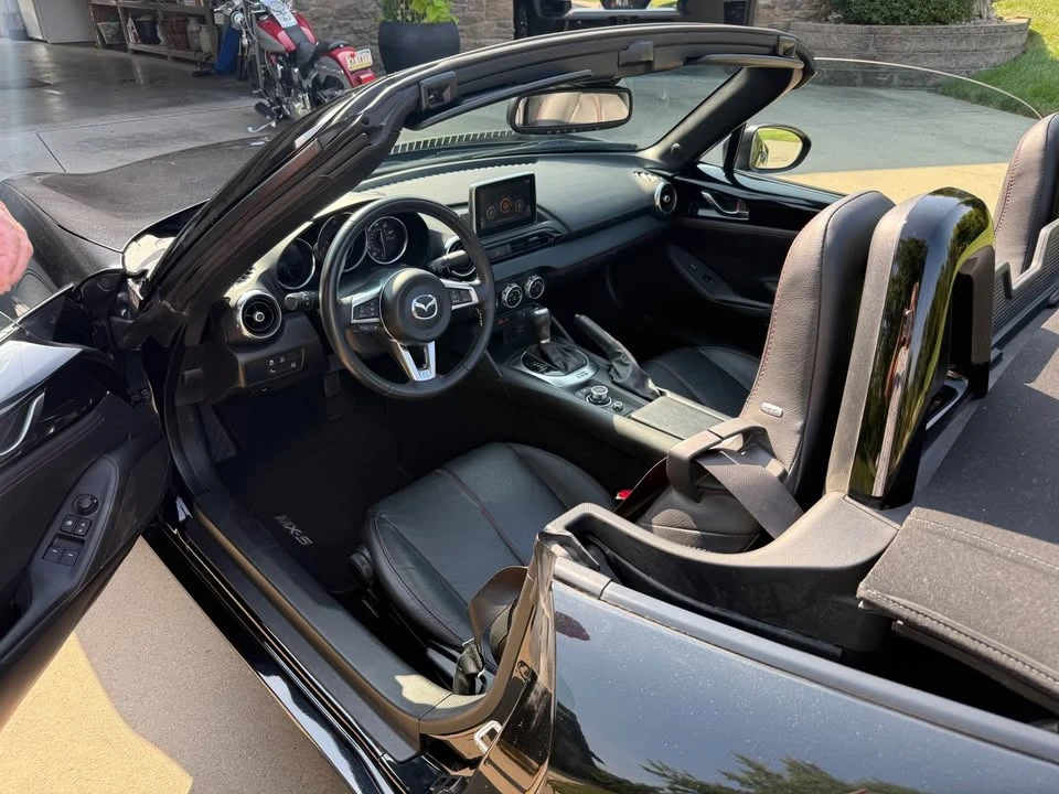 2016 Mazda ND MX-5 Miata - Image 5 of 8