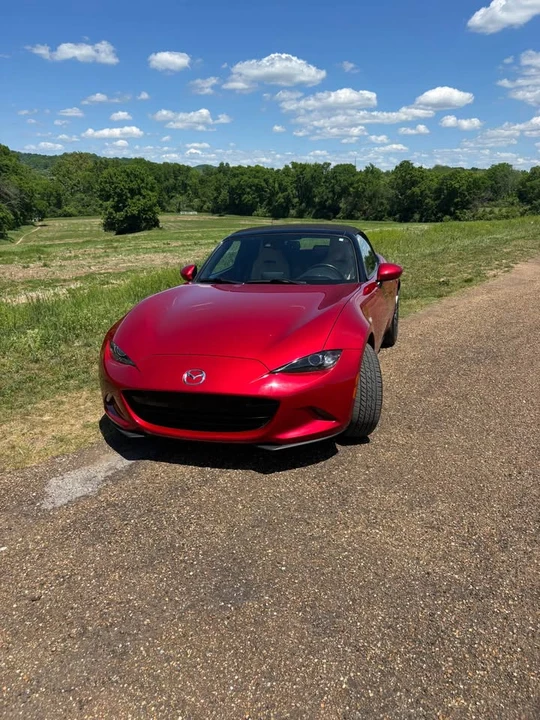 2016 Mazda ND MX-5 Miata - Image 5 of 10