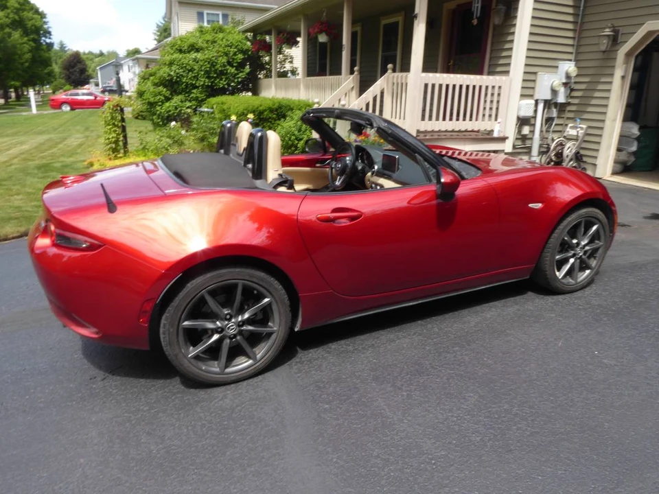 2016 Mazda ND MX-5 Miata - Image 2 of 3