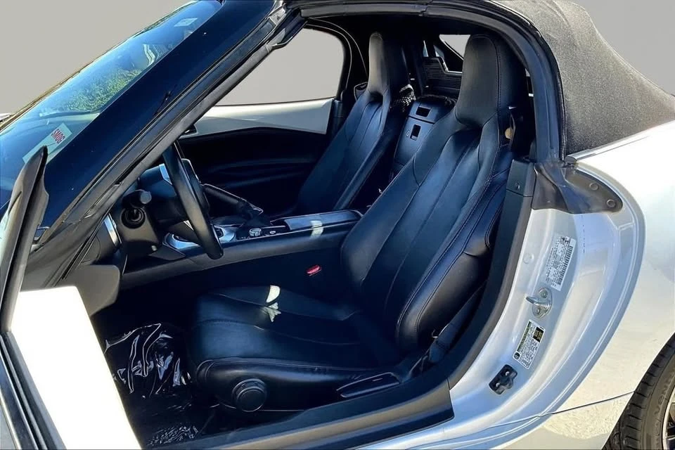 2016 Mazda ND MX-5 Miata - Image 17 of 20