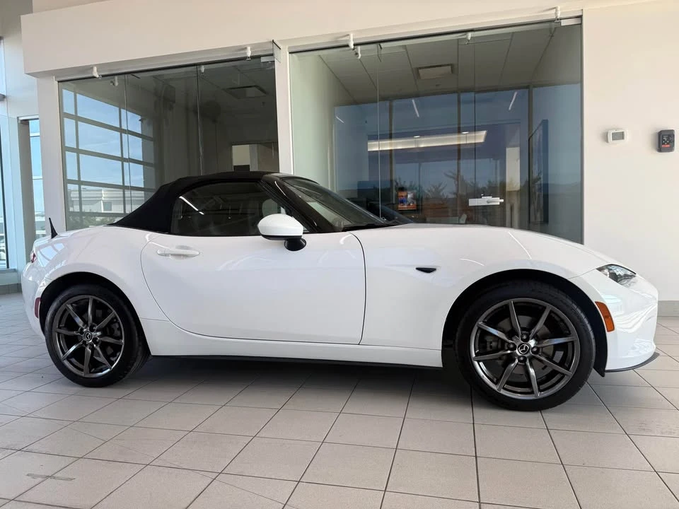 2016 Mazda ND MX-5 Miata - Image 2 of 8