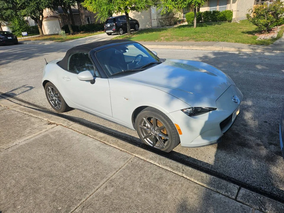 2016 Mazda ND MX-5 Miata - Image 3 of 9