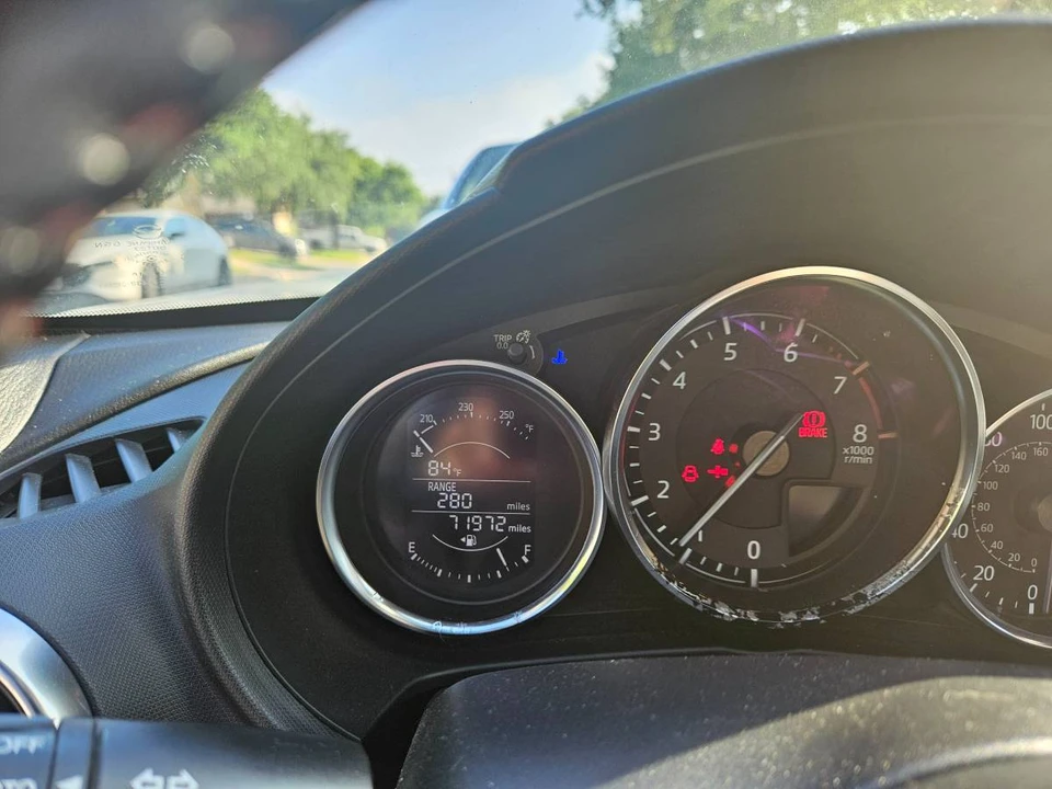 2016 Mazda ND MX-5 Miata - Image 6 of 9