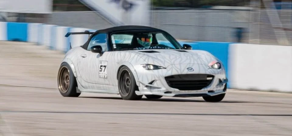 2016 Mazda ND MX-5 Miata - Image 2 of 4