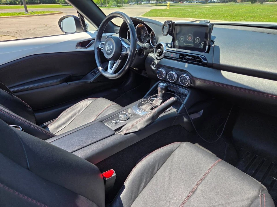 2016 Mazda ND MX-5 Miata - Image 7 of 22