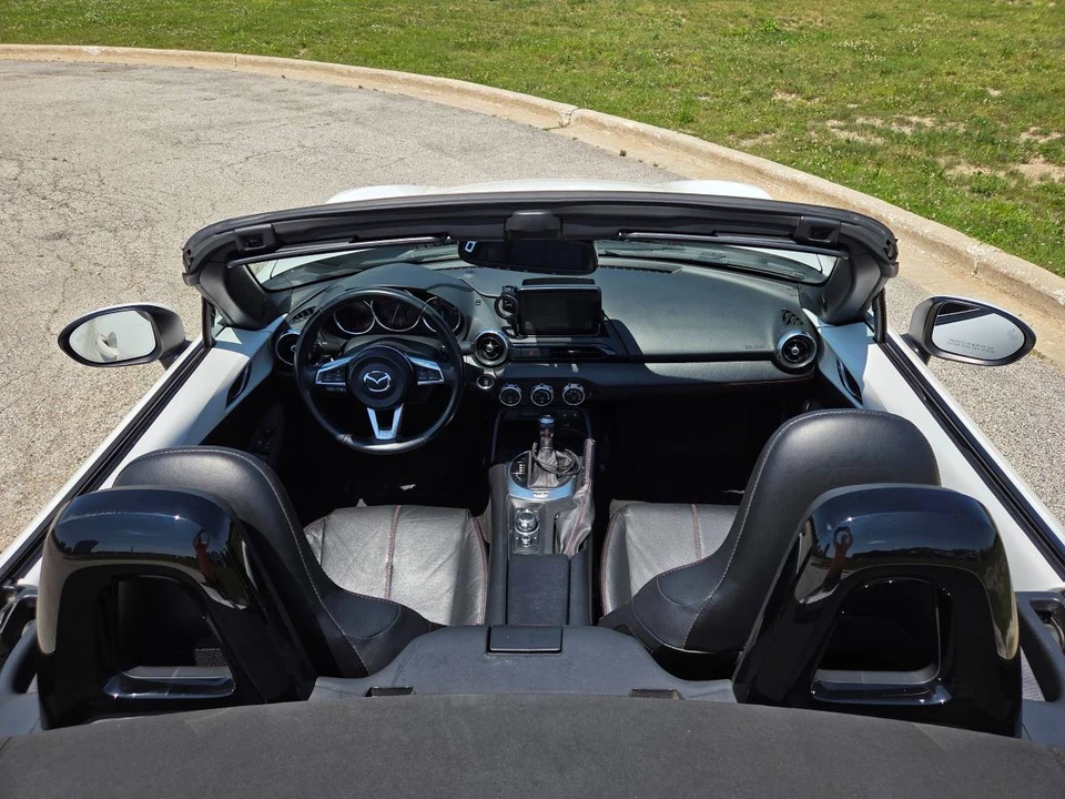 2016 Mazda ND MX-5 Miata - Image 19 of 22