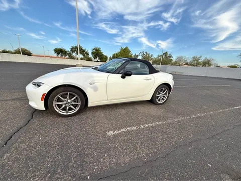 2016 Mazda Miata Sport
