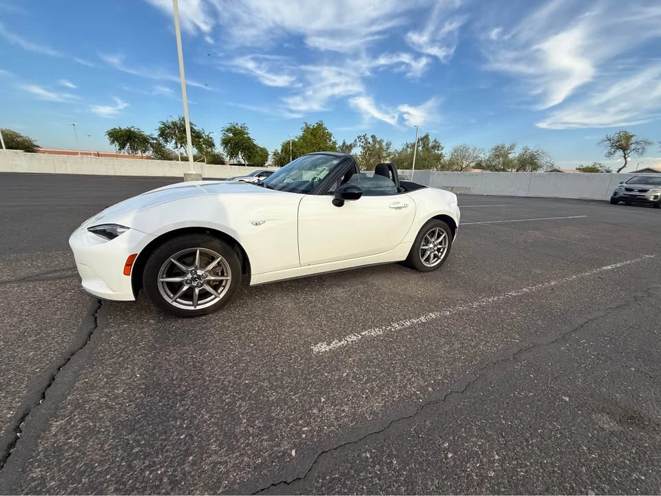2016 Mazda ND MX-5 Miata - Image 2 of 3