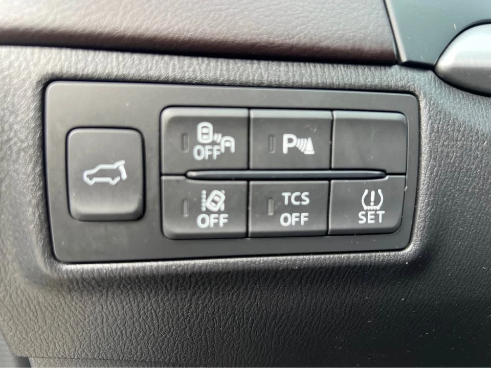 2016 Mazda CX-9 - Image 16 of 19