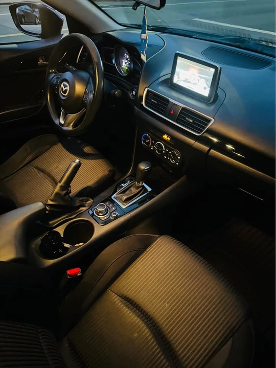2016 Mazda Mazda 3 3rd Gen - Image 12 of 17