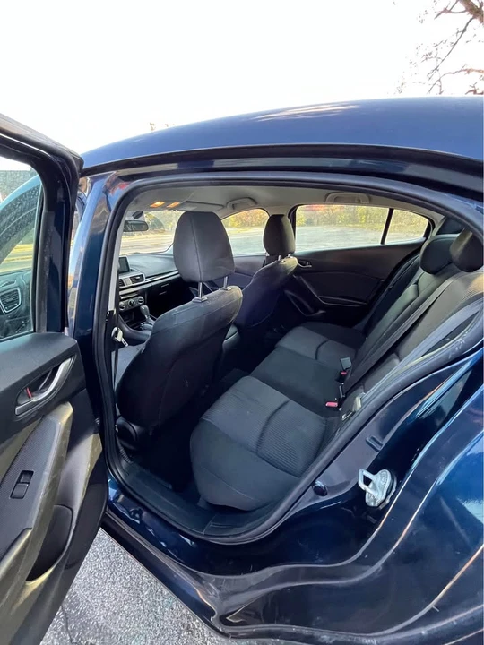2016 Mazda Mazda 3 3rd Gen - Image 7 of 9