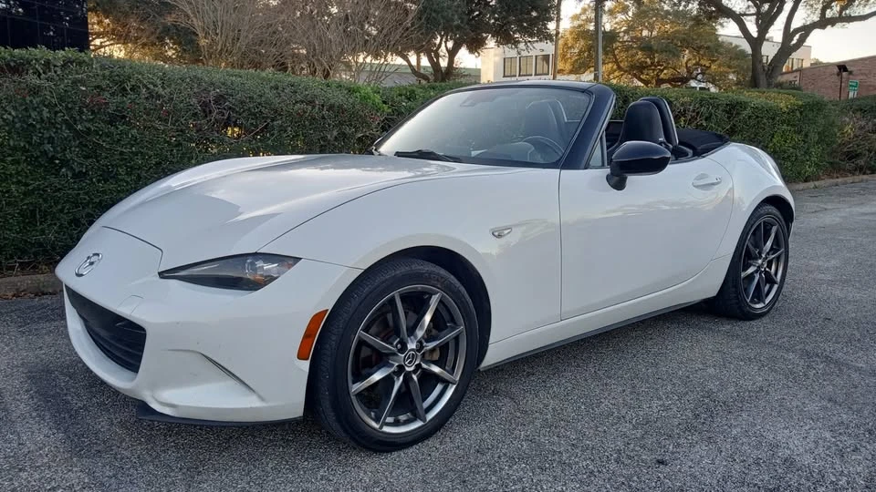 2016 Mazda ND MX-5 Miata - Image 9 of 20
