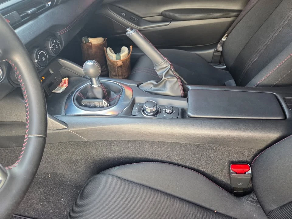 2016 Mazda ND MX-5 Miata - Image 4 of 8
