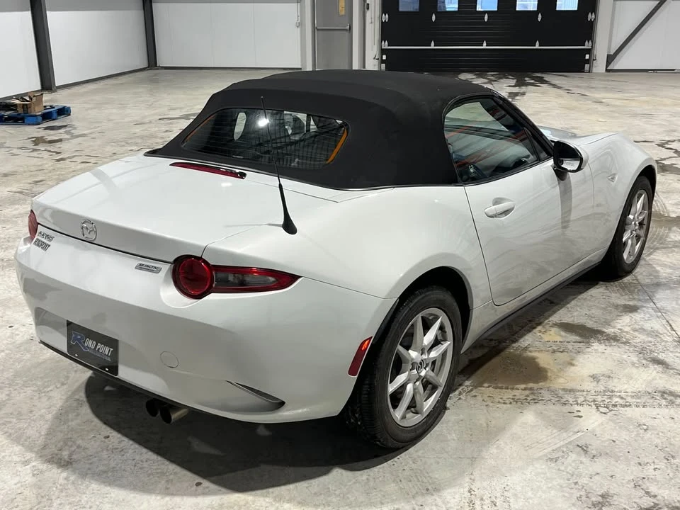 2016 Mazda ND MX-5 Miata - Image 10 of 17