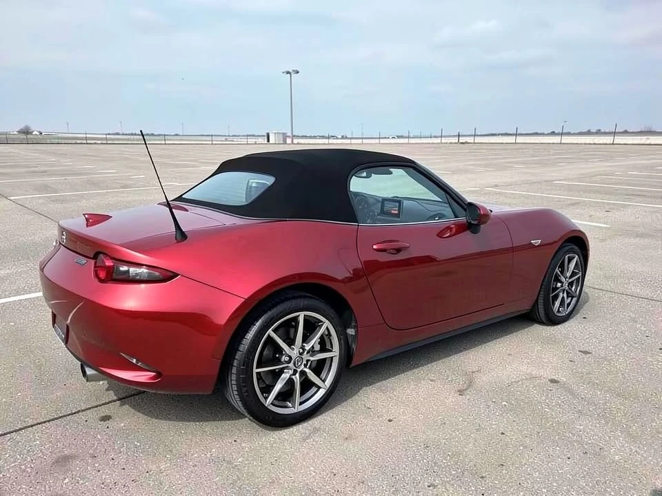 2016 Mazda ND MX-5 Miata - Image 5 of 12