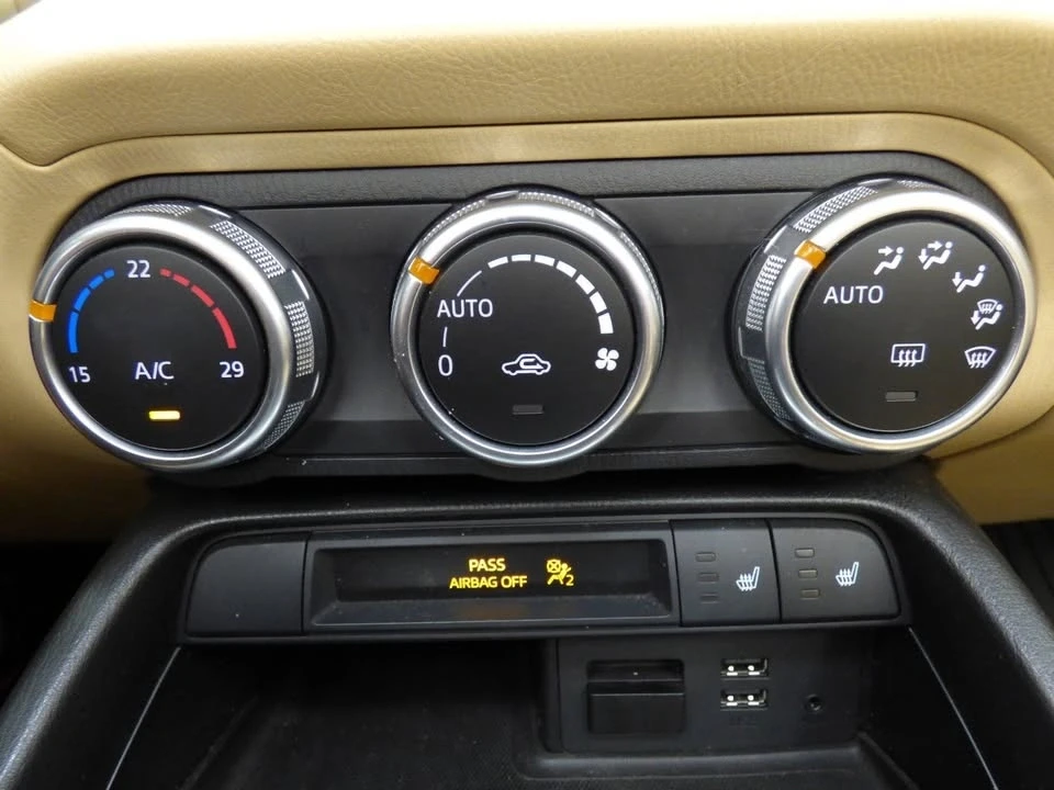 2016 Mazda ND MX-5 Miata - Image 17 of 20