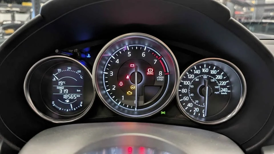 2016 Mazda ND MX-5 Miata - Image 4 of 5