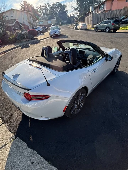 2016 Mazda ND MX-5 Miata - Image 12 of 15