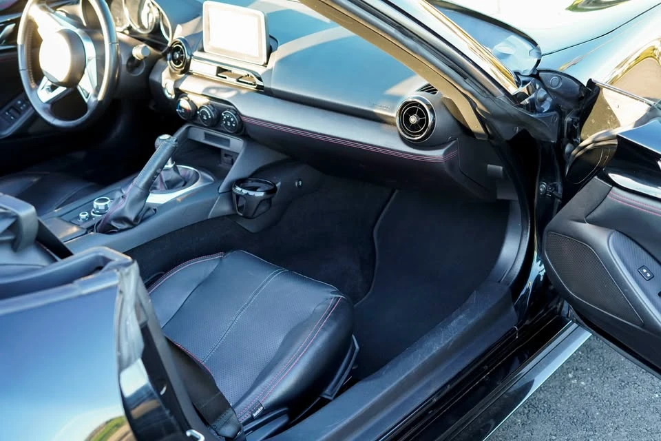 2016 Mazda ND MX-5 Miata - Image 5 of 12