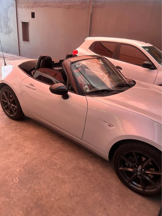 2016 Mazda ND MX-5 Miata - Image 2 of 5
