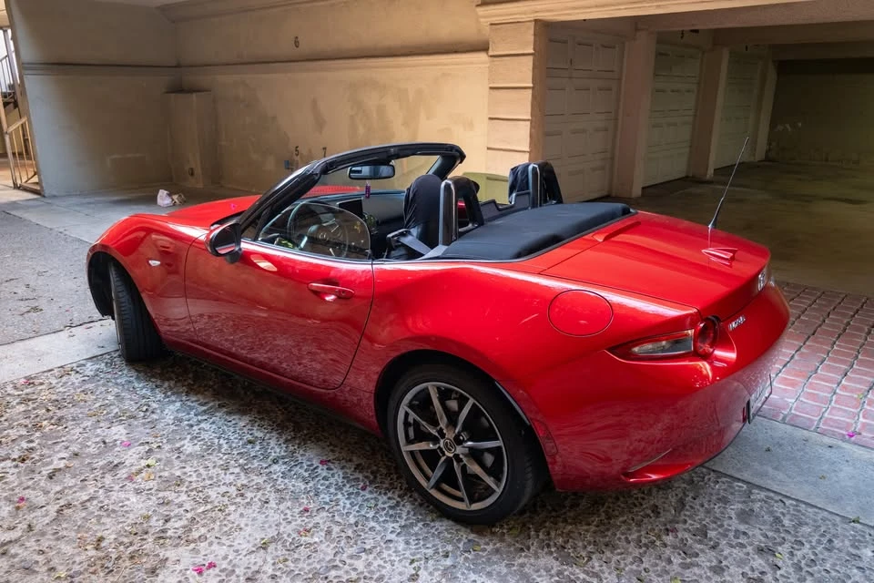 2016 Mazda ND MX-5 Miata - Image 9 of 14