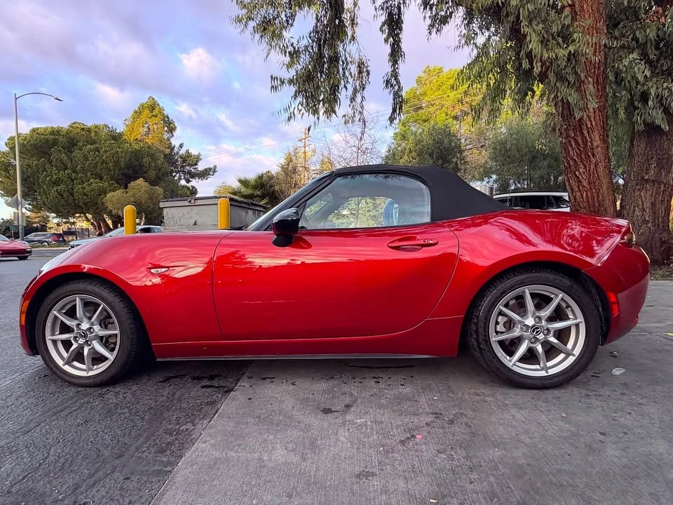 2016 Mazda ND MX-5 Miata - Image 4 of 5
