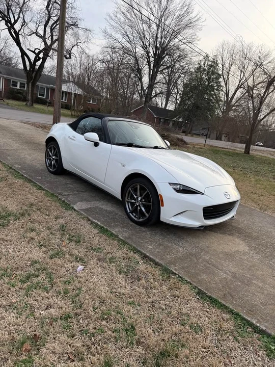 2016 Mazda ND MX-5 Miata - Image 2 of 11