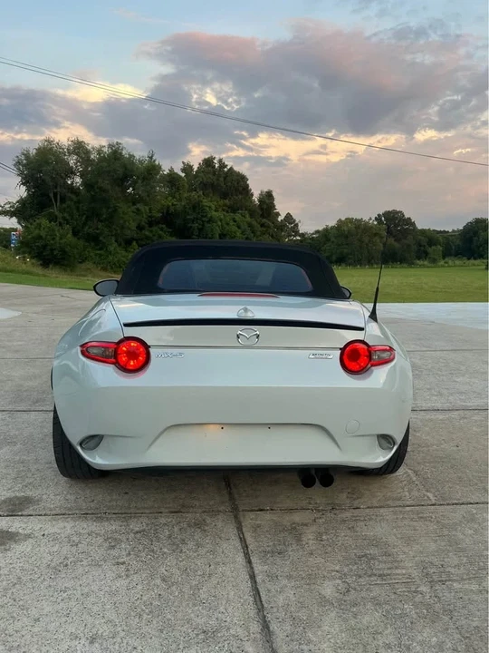 2016 Mazda ND MX-5 Miata - Image 5 of 17