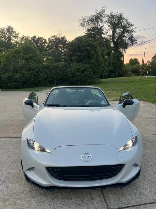 2016 Mazda ND MX-5 Miata - Image 14 of 18