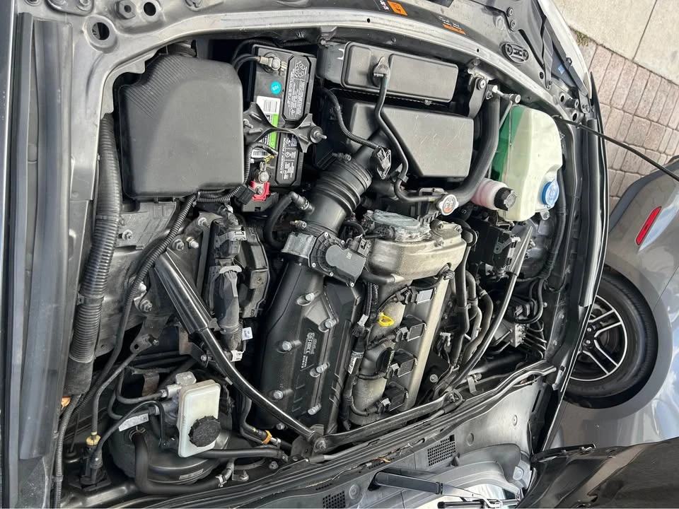 2016 Mazda ND MX-5 Miata - Image 16 of 19