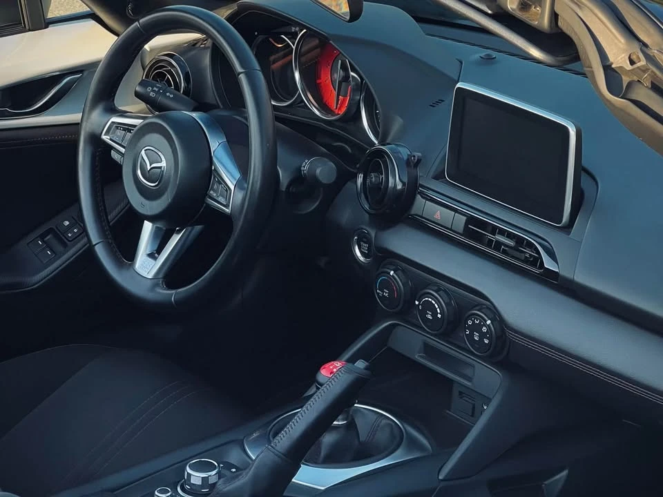 2016 Mazda ND MX-5 Miata - Image 18 of 19