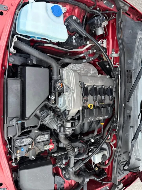 2016 Mazda ND MX-5 Miata - Image 16 of 17