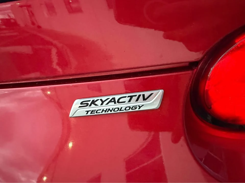 2016 Mazda ND MX-5 Miata - Image 9 of 17