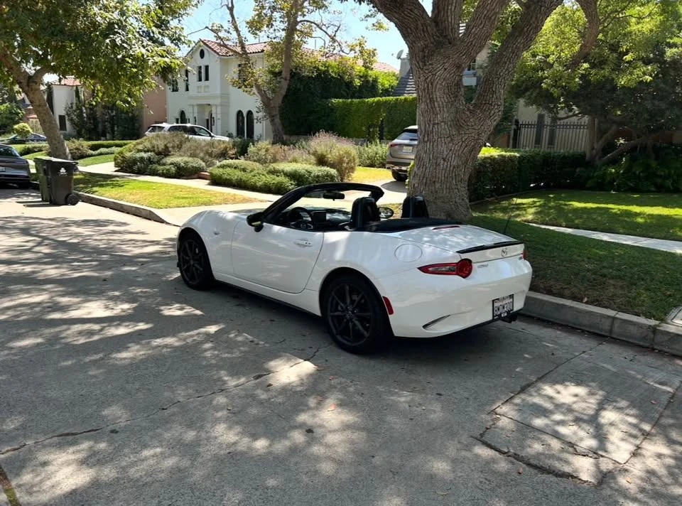 2016 Mazda ND MX-5 Miata - Image 2 of 2
