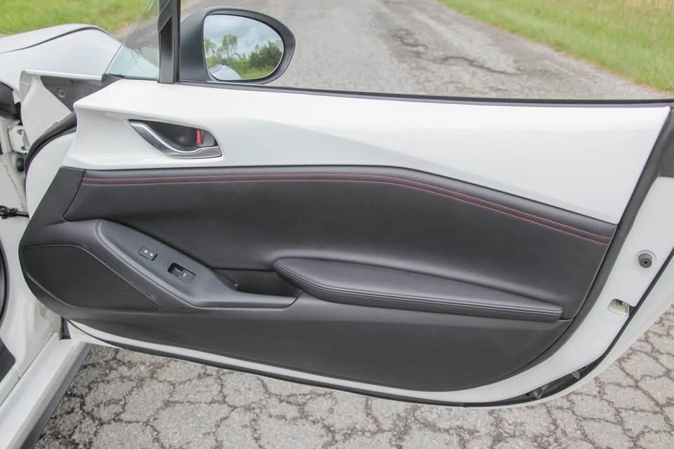2016 Mazda ND MX-5 Miata - Image 14 of 18