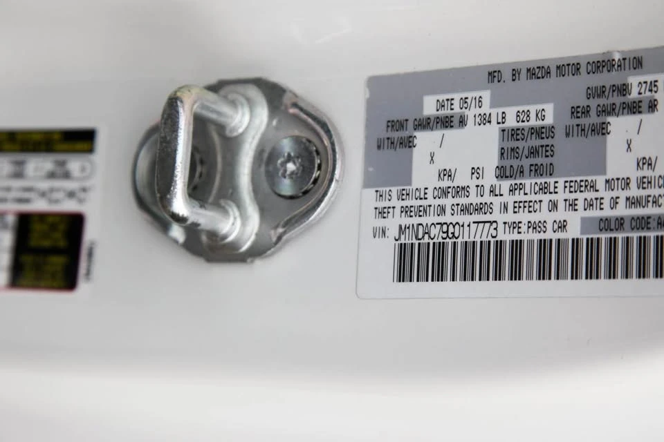 2016 Mazda ND MX-5 Miata - Image 13 of 18