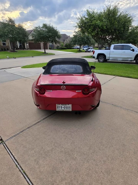 2016 Mazda ND MX-5 Miata - Image 10 of 15