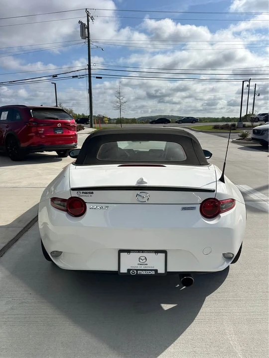 2016 Mazda ND MX-5 Miata - Image 3 of 17