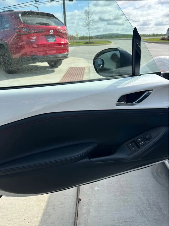 2016 Mazda ND MX-5 Miata - Image 7 of 17