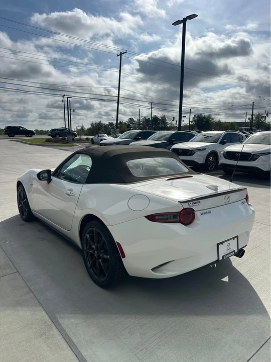 2016 Mazda ND MX-5 Miata - Image 2 of 17