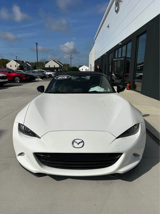 2016 Mazda ND MX-5 Miata - Image 6 of 17