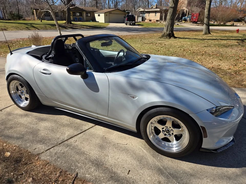 2016 Mazda ND MX-5 Miata - Image 11 of 13