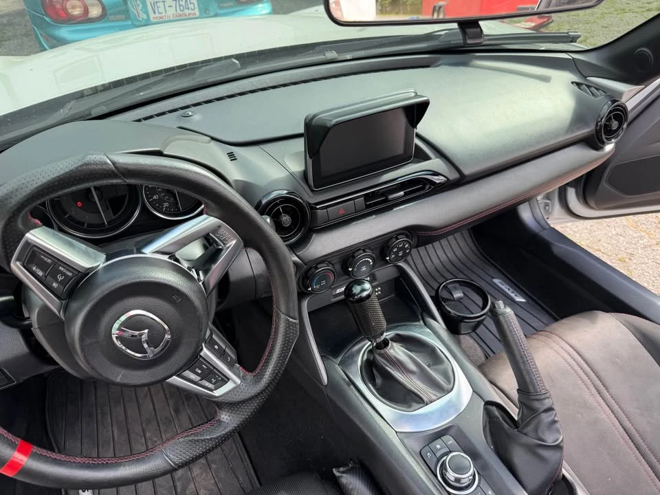 2016 Mazda ND MX-5 Miata - Image 9 of 10