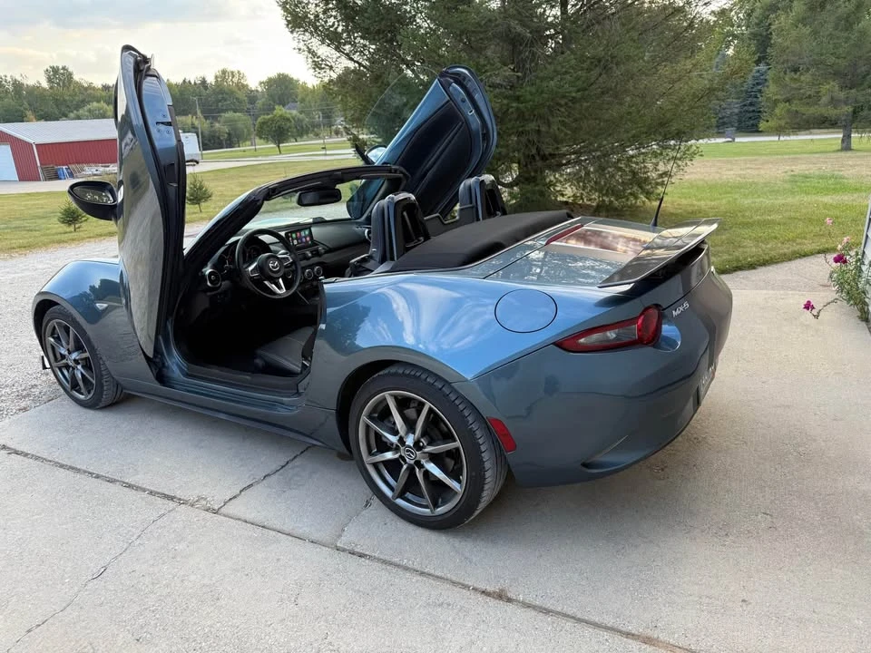 2016 Mazda ND MX-5 Miata - Image 2 of 10