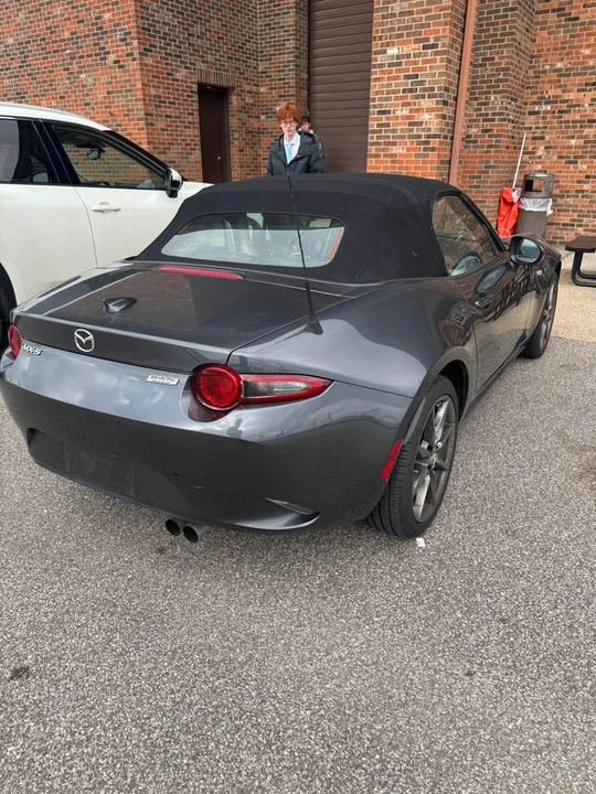 2016 Mazda ND MX-5 Miata - Image 2 of 4