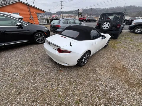 2016 Mazda MX-5 Miata Grand Touring