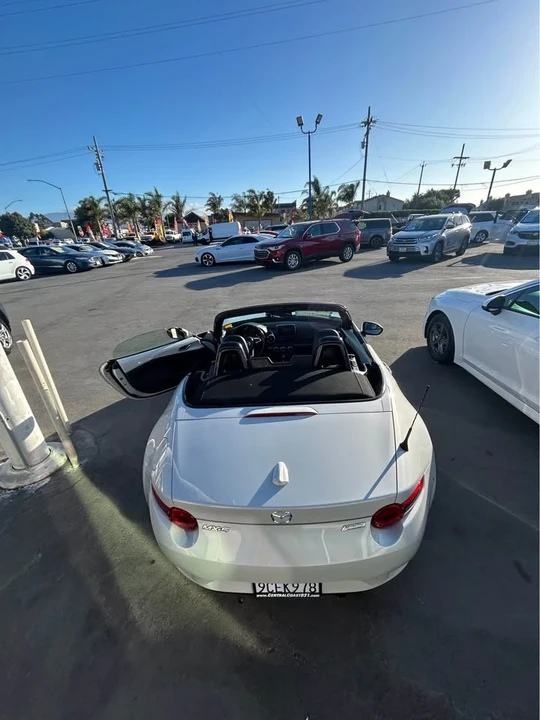 2016 Mazda ND MX-5 Miata - Image 5 of 8