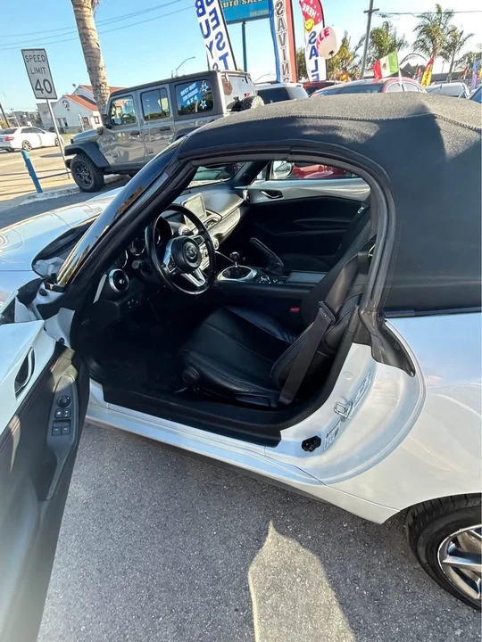 2016 Mazda ND MX-5 Miata - Image 4 of 8