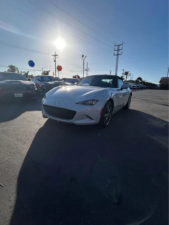 2016 Mazda ND MX-5 Miata - Image 2 of 8