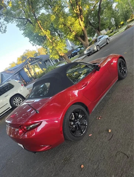 2016 Mazda ND MX-5 Miata - Image 4 of 8
